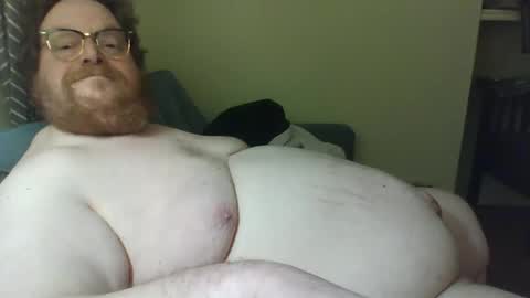 Snapshot of hrpudgenstuff chatting on 01.01.25 hrpudgenstuff online show from 01.01.25