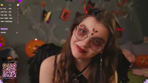 Snapshot of huba_booba chatting on 10.31.25 Diane online show from 10.31.25