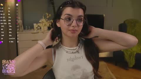 Snapshot of huba_booba chatting on 11.05.25 Diane online show from 11.05.25