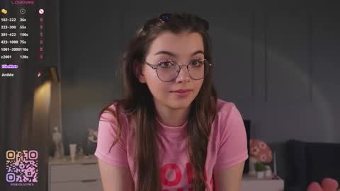 Snapshot of huba_booba chatting on 11.17.25 Diane online show from 11.17.25