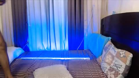 Snapshot of hugecockvictoriax chatting on 01.04.25 AMANDA online show from 01.04.25