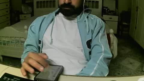hugeveiny online show from 05.05.26