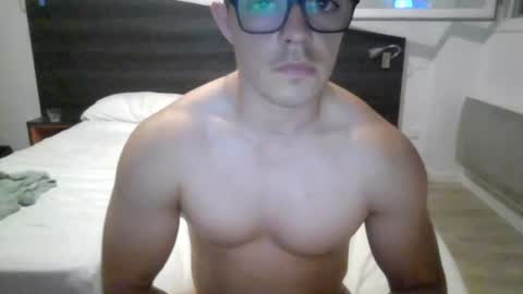 Snapshot of hughjaegg chatting on 06.23.26 hughjaegg online show from 06.23.26