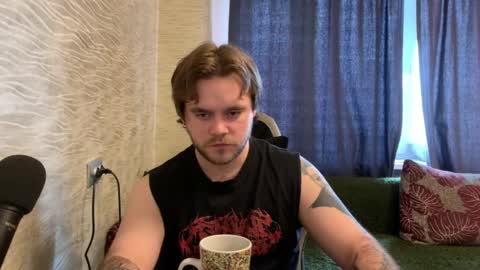 Snapshot of hugo__brad chatting on 04.25.26 Hugo online show from 04.25.26