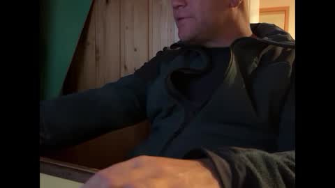 Snapshot of hukobossx chatting on 09.22.25 hukobossx online show from 09.22.25