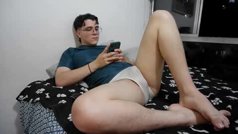 Snapshot of hun_damer chatting on 10.08.25 hun_damer online show from 10.08.25