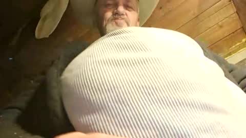 Snapshot of hung34u chatting on 12.15.24 hung34u online show from 12.15.24