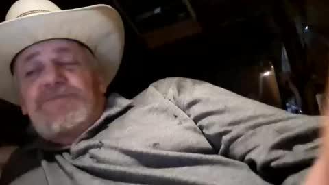 Snapshot of hung34u chatting on 01.11.25 hung34u online show from 01.11.25