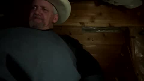 Snapshot of hung34u chatting on 02.24.26 hung34u online show from 02.24.26