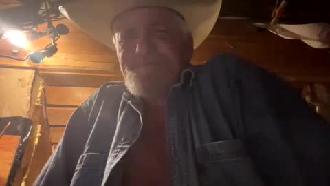 Snapshot of hung34u chatting on 03.17.26 hung34u online show from 03.17.26