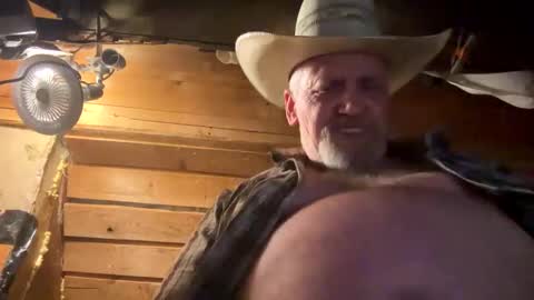 Snapshot of hung34u chatting on 04.04.26 hung34u online show from 04.04.26