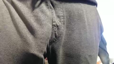 Big uncut cock dripping online show from 05.03.26