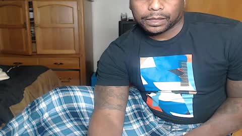 hungluv1 online show from 11.21.25