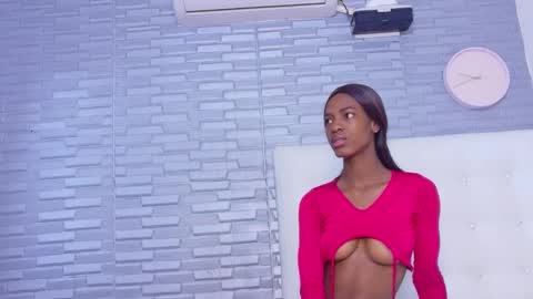 Snapshot of hungry_pussy18 chatting on 12.02.25 sasha online show from 12.02.25