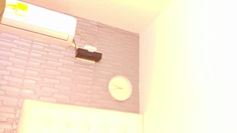 Snapshot of hungry_pussy18 chatting on 01.14.26 sasha online show from 01.14.26