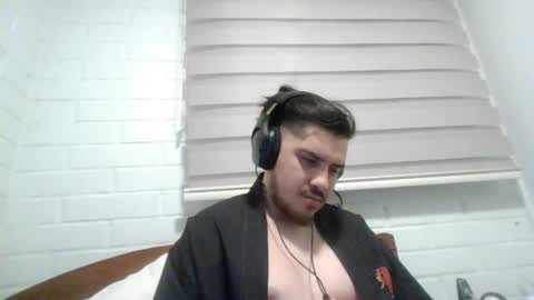 Snapshot of hungweeb chatting on 01.16.26 Rod online show from 01.16.26