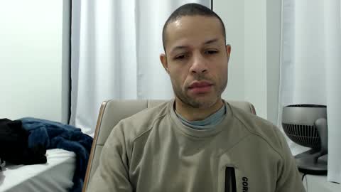 Snapshot of hungxpert chatting on 03.04.25 hungxpert online show from 03.04.25