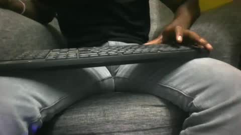 Snapshot of hunk_dominant chatting on 03.02.25 hunk_dominant online show from 03.02.25