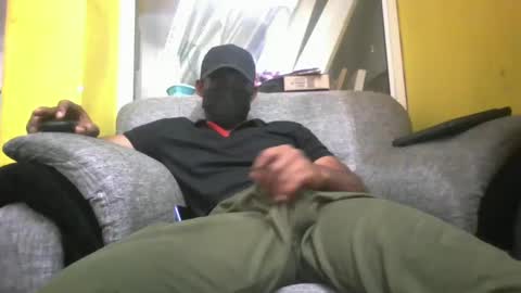 Snapshot of hunk_dominant chatting on 03.03.25 hunk_dominant online show from 03.03.25