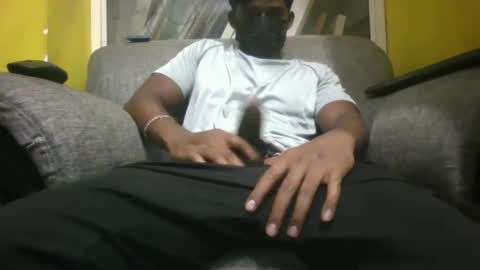 Snapshot of hunk_dominant chatting on 03.04.25 hunk_dominant online show from 03.04.25