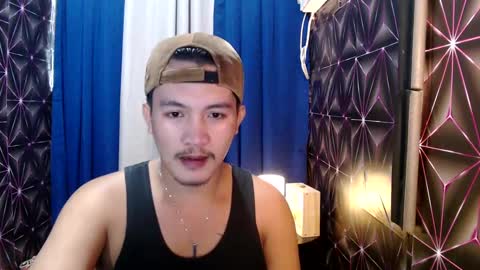 hunkylloyd online show from 12.17.24