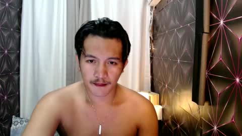 hunkylloyd online show from 02.12.25