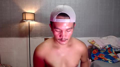 hunkylloyd online show from 02.23.26