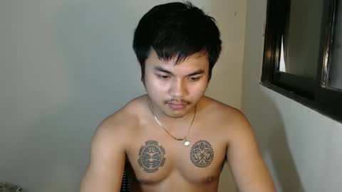 Snapshot of hunkyzeus chatting on 01.06.25 hunkyzeus online show from 01.06.25