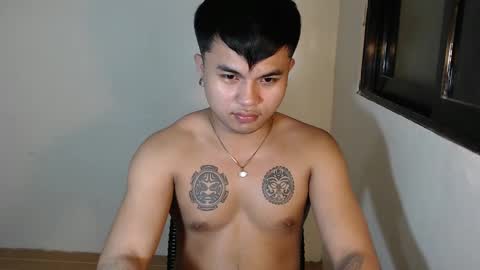 Snapshot of hunkyzeus chatting on 01.09.25 hunkyzeus online show from 01.09.25