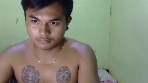 Snapshot of hunkyzeus chatting on 10.08.25 hunkyzeus online show from 10.08.25