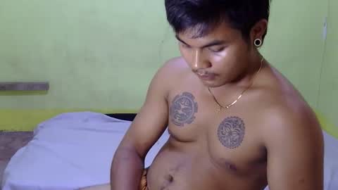 Snapshot of hunkyzeus chatting on 10.14.25 hunkyzeus online show from 10.14.25