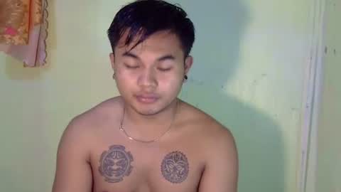 Snapshot of hunkyzeus chatting on 10.22.25 hunkyzeus online show from 10.22.25