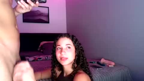 Snapshot of hunnnybunnnyy chatting on 11.11.25 Ivy online show from 11.11.25