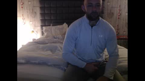 HunterandEsme online show from 01.22.25