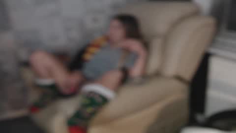 HunterandEsme online show from 10.04.25