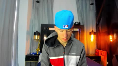 hunterheat_ online show from 12.21.25