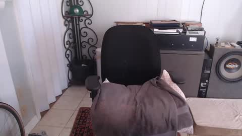 Hunter XX 420 online show from 01.22.25