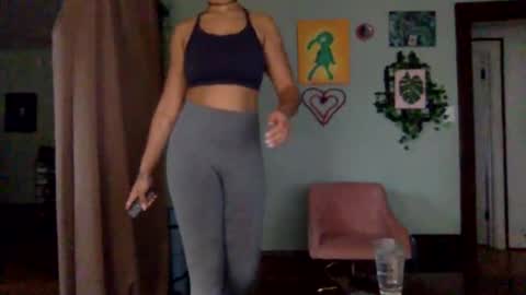 Snapshot of hunyybunz chatting on 12.18.24 Goddess Hunyy online show from 12.18.24