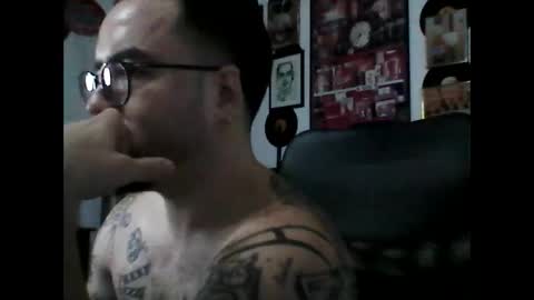 Snapshot of hurtadodirector chatting on 06.02.26 hurtadodirector online show from 06.02.26