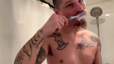 husbandandwife2011 online show from 02.21.25