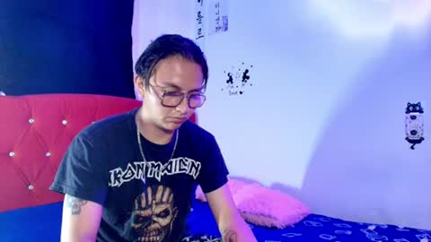 Snapshot of husbands_horny chatting on 06.21.26 husbands_horny online show from 06.21.26