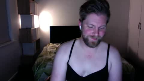 Em. online show from 09.15.25