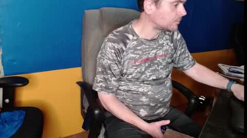 Huskyguy online show from 05.18.26