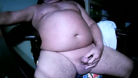 Snapshot of hwait121 chatting on 11.02.25 hwait121 online show from 11.02.25