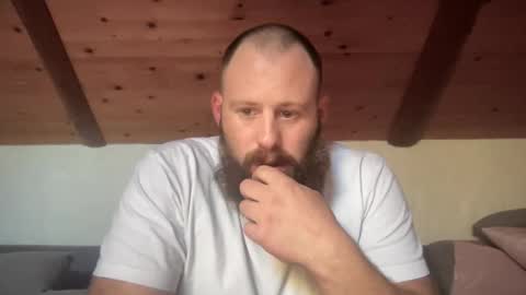 Snapshot of hybride8825 chatting on 10.11.25 hybride8825 online show from 10.11.25