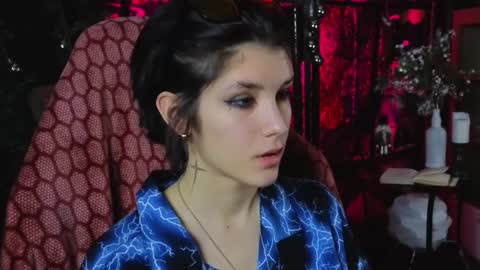 Hyeon Jin online show from 01.06.25