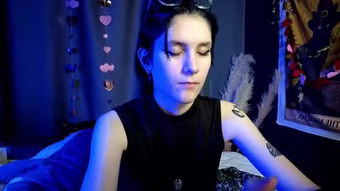 Hyeon Jin online show from 02.24.25