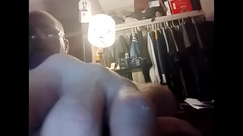 Teejay1971 online show from 09.10.25