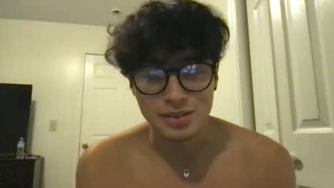 hyunluv online show from 09.29.25