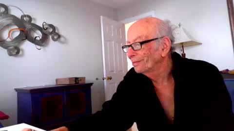 Snapshot of i12cuu12c2 chatting on 12.03.25 i12cuu12c2 online show from 12.03.25